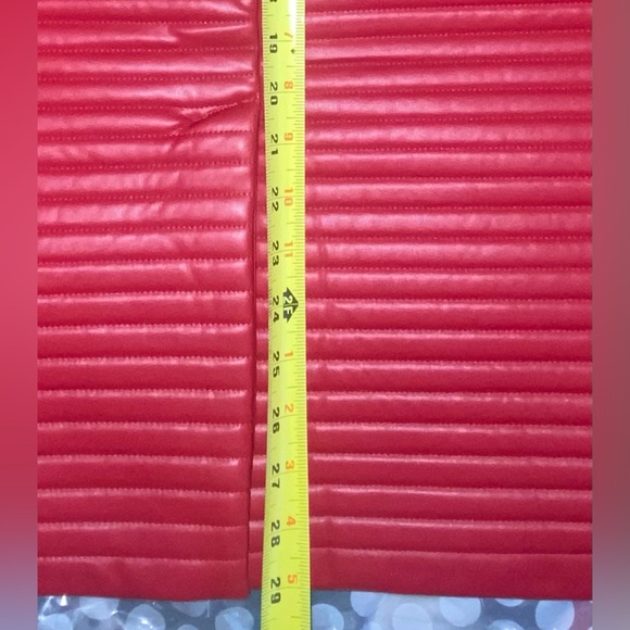 BRAM STOKER DRACULA ARMOR PATTERN PENCIL SKIRT BLOOD RED QUILTED VEGAN LEATHER - Picture 15 of 16